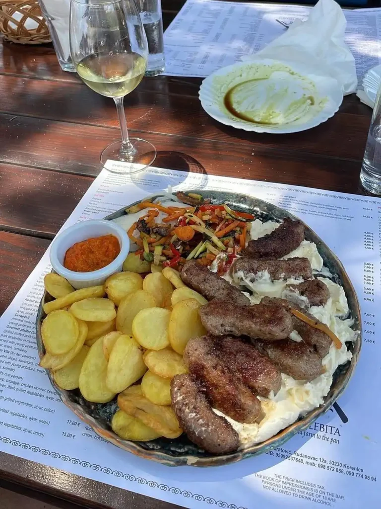 Rindfleischspieße mit Sahne