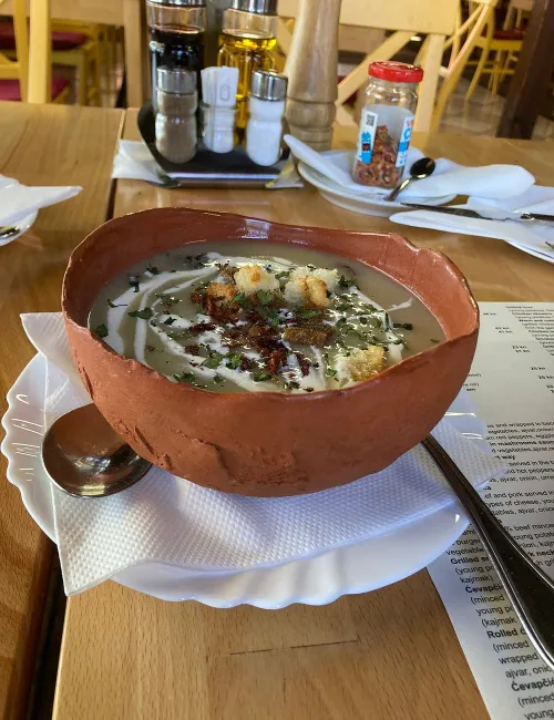 Juha od planinskih gljiva